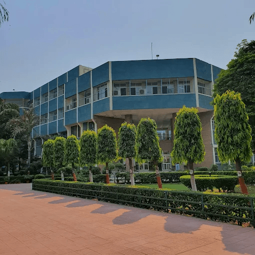 Jaspal Kaur Public School, Shalimar Bagh (Sikh Minority)
