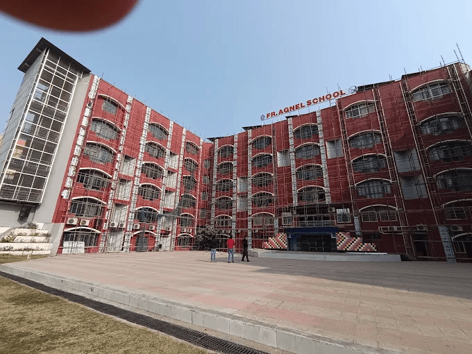Fr. Agnel School, Sec-62