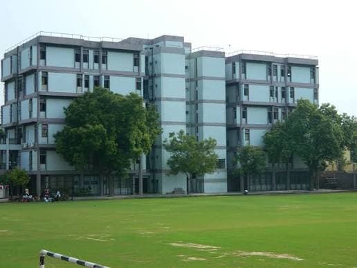 St. Xavier's Sr. Sec School, Civil Lines