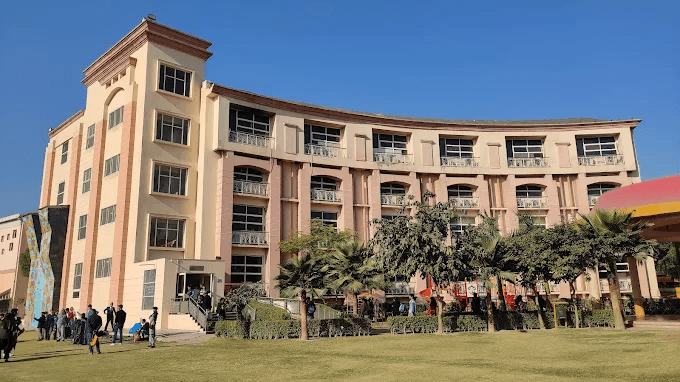 Mayoor School, Sec-126