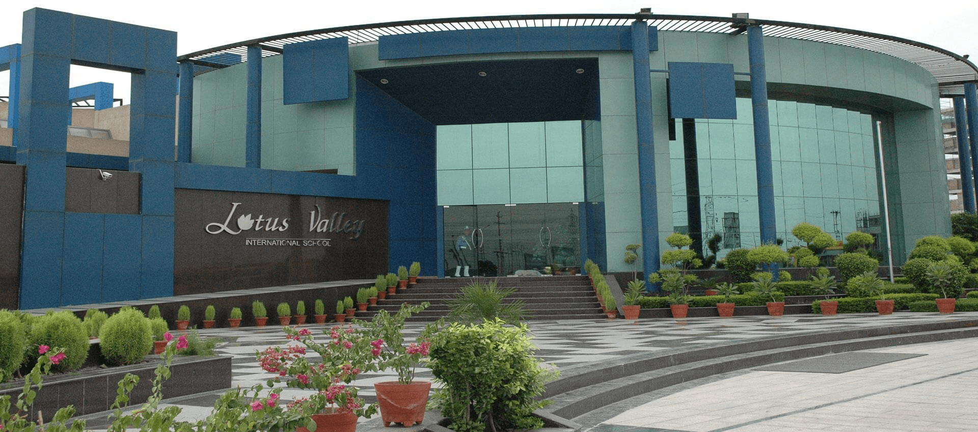 Lotus Valley International School, Sec-126