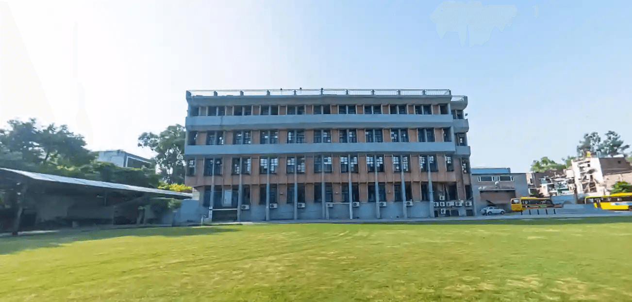 Vivekananda School, Anand Vihar, D-Block