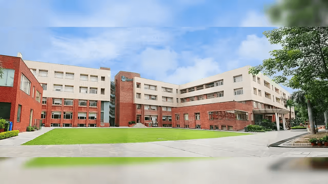 The Khaitan School, Sec-40