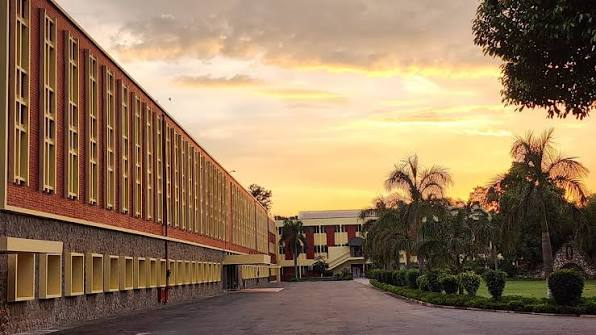 Mount St. Mary's School, Delhi Cantt