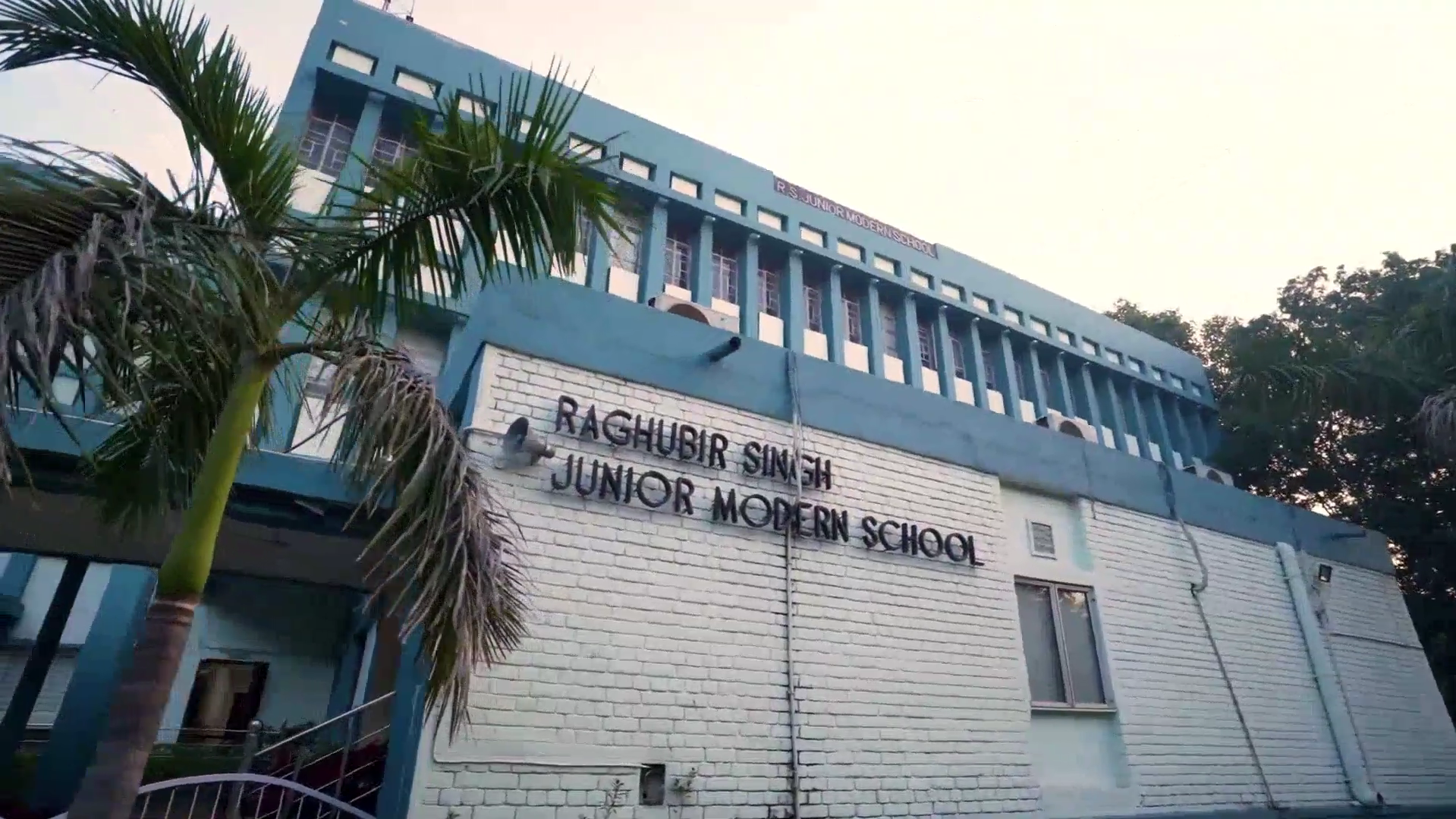 Raghubir Singh Junior Modern School, Humayun Road