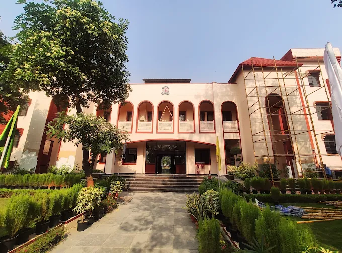 Vishwa Bharati Public School, Sec-28