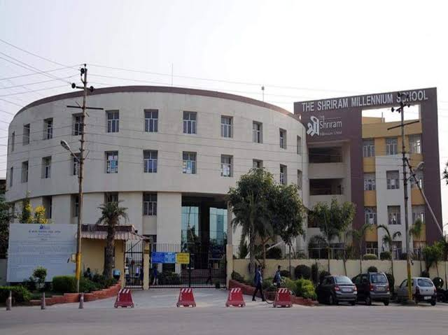 The Shriram Millennium School, Sec-135