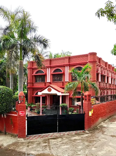 Hillwoods Academy School, Preet Vihar